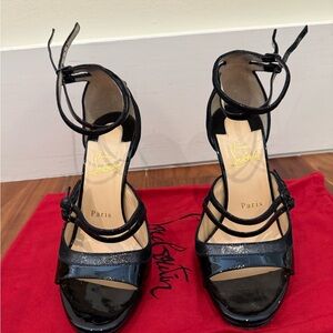 Christian Louboutin Sotto Sopra black Size 37